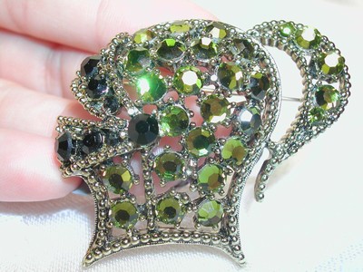 A Vintage Weiss Knights Helmet Pin Brooch