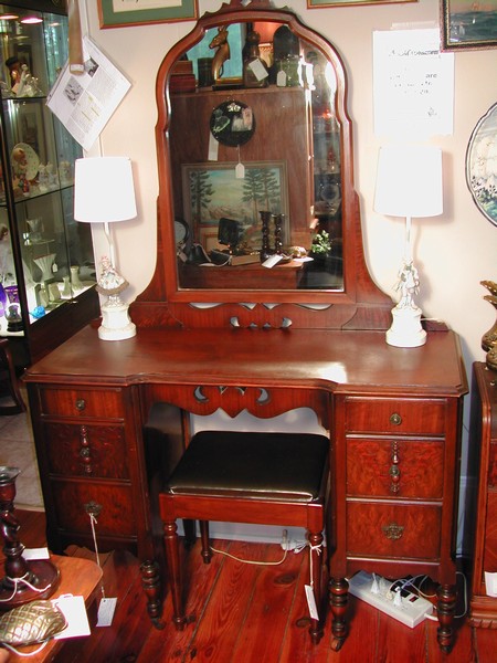 Early Burl Wood Veneer Bedroom Set