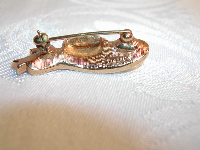 Trifari Rhinestone Gold Tone Hat Pin