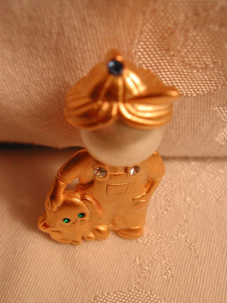 JJ Jonette Jewelry Co. Gold Tone Little Boy & Dog Pin