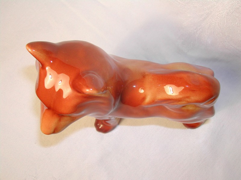 Vintage Russet Color Ceramic Chow