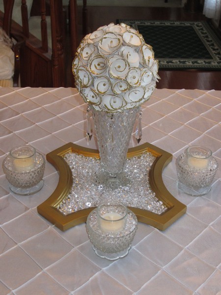 Elegance in Gold Centerpiece Sets