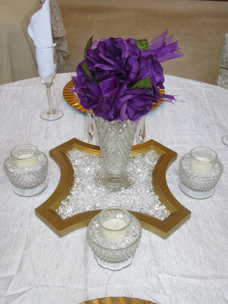 Elegance in Gold Centerpiece with Rose Pom Sets