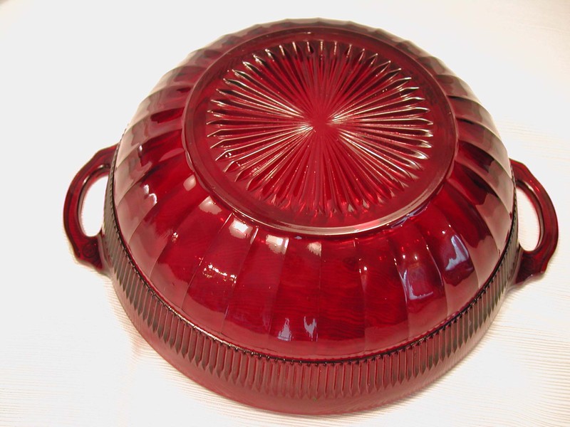 Anchor Hocking Royal Ruby Red Glass Coronation Banded Rib Bowl