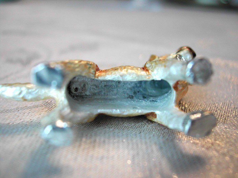 Adorable Metal Dog Pendent or Ornament Golden Retriever
