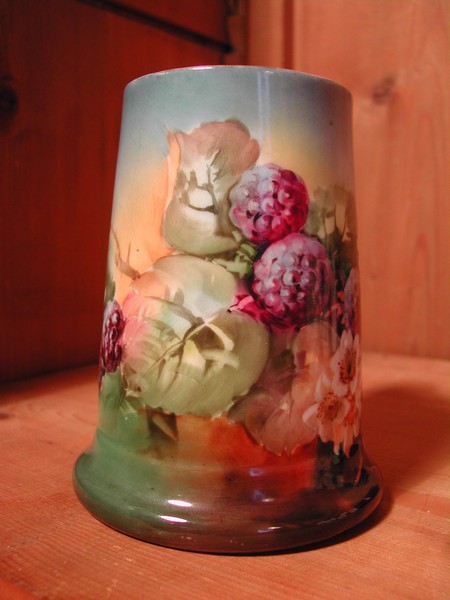 Beautiful Hand Painted Bell Pottery Company Blackberry Mug