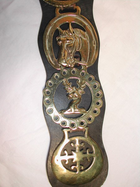 Handsome Vintage English Horse Brass (five medallions)
