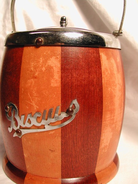 Vintage Two-tone English Wood Biscuit Barrel