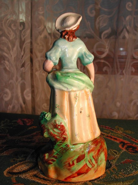 Staffordshire Figurine Maiden Gathering Fruit "William Kent"
