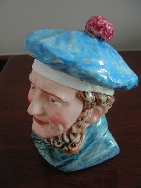 Majolica Scottish Rogue Tobacco Humidor