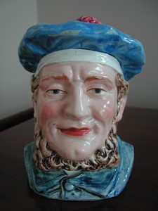 Majolica Scottish Rogue Tobacco Humidor