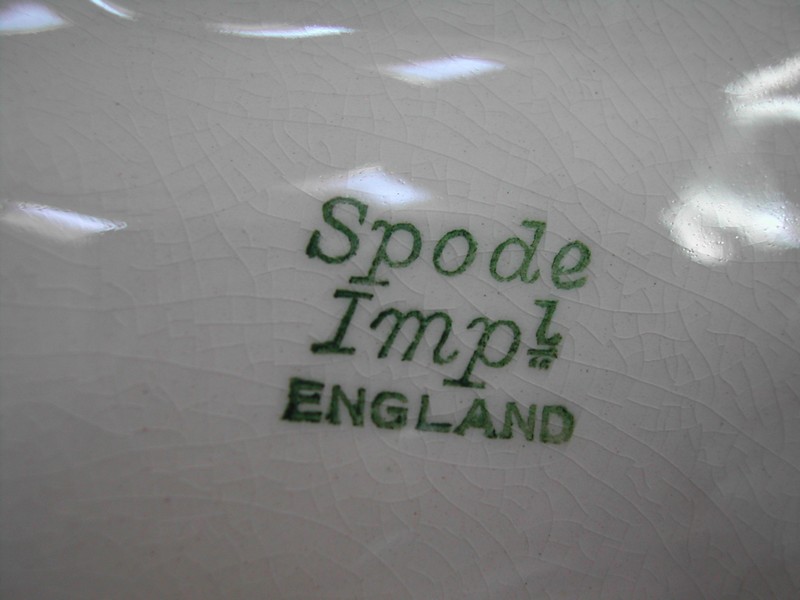Spode Majolica Dish /Branch Handles-England