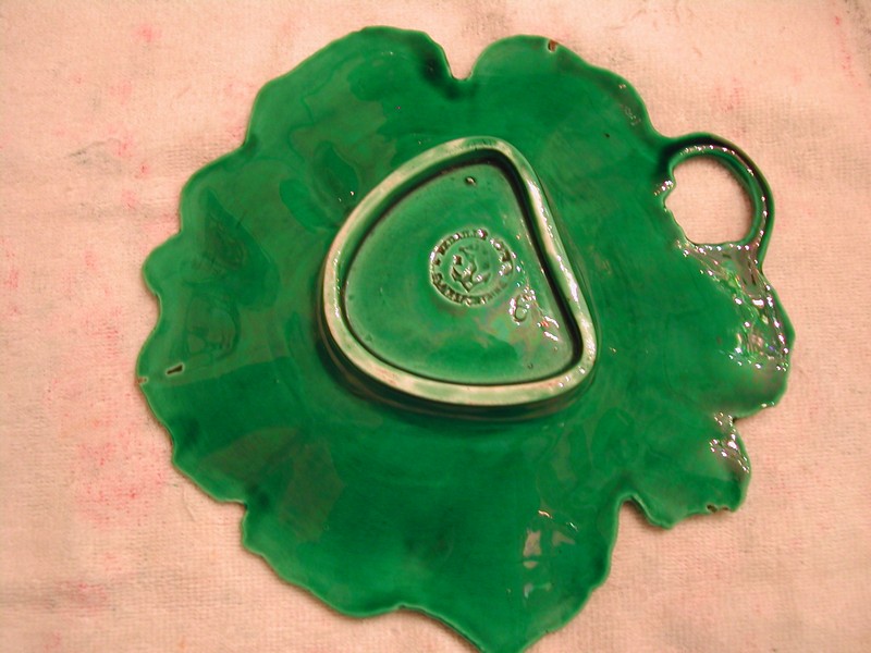 Clairefontaine Maple Leaf Majolica Dish