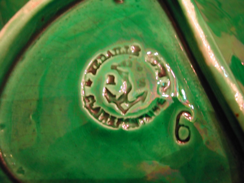Clairefontaine Maple Leaf Majolica Dish