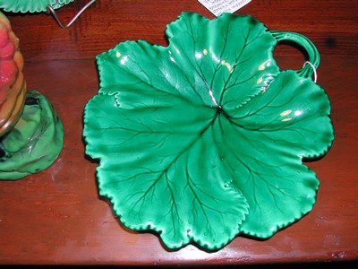 Clairefontaine Maple Leaf Majolica Dish