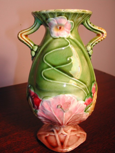 Lovely Art Nouveau Continental Majolica Vase