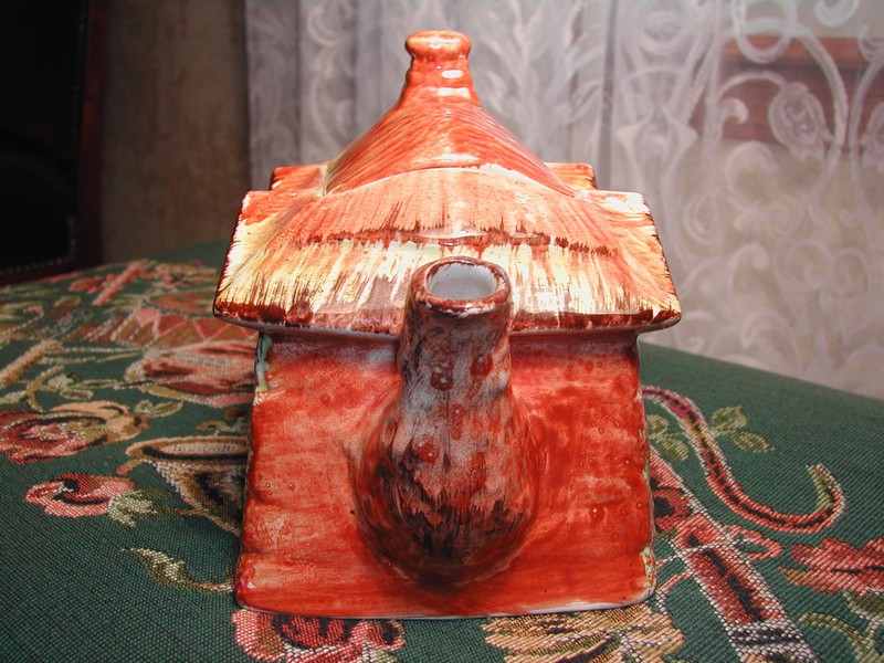 Lovely Vintage Majolica Cottageware Teapot c. 1940's