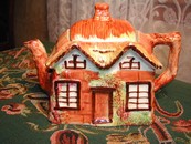 Lovely Vintage Majolica Cottageware Teapot c. 1940's