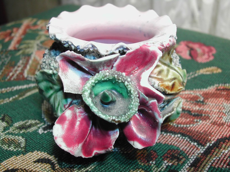 Vintage Salt Rolled Majolica Pot England