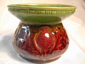 Majolica Art Pottery Jardinière Spittoon Cuspidor Thistle