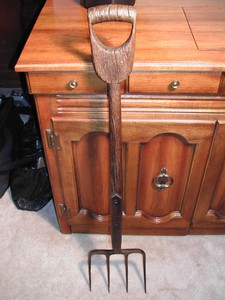 Oak U Handle Garden Pitchfork (England)