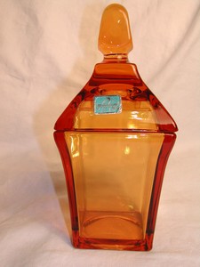 Wonderful Amber Viking Dish & Lid With Finial