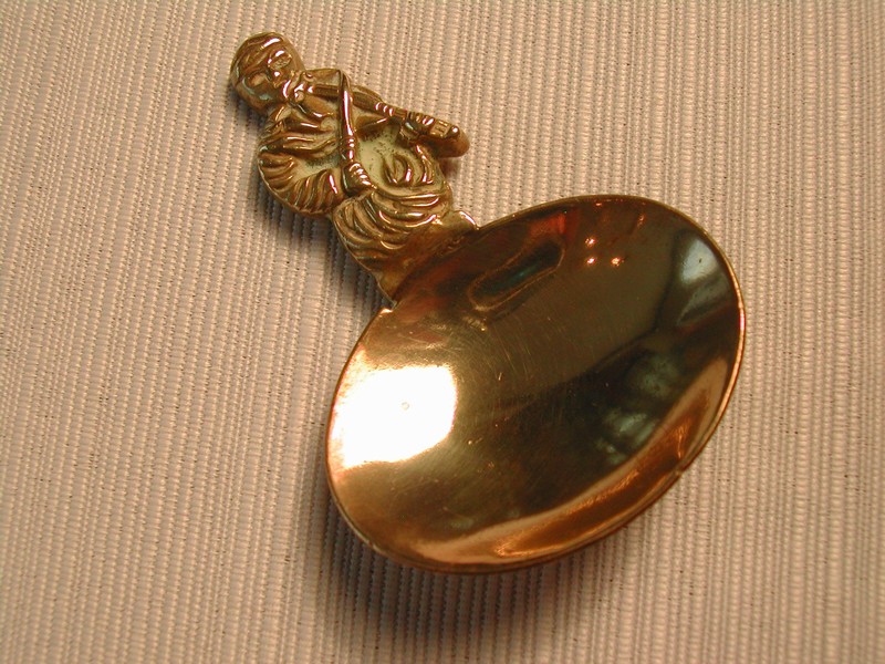 Brass Tea Caddy Spoon England "Violin Player"