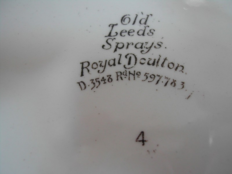 Vintage Royal Doulton Hand Painted “Old Leeds Sprays” Plate