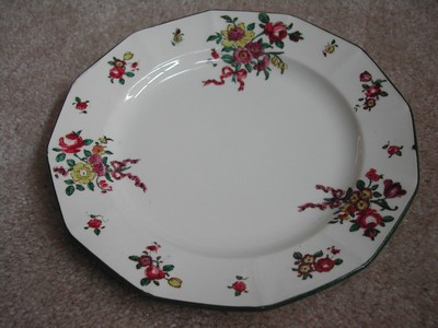 Vintage Royal Doulton Hand Painted “Old Leeds Sprays” Plate