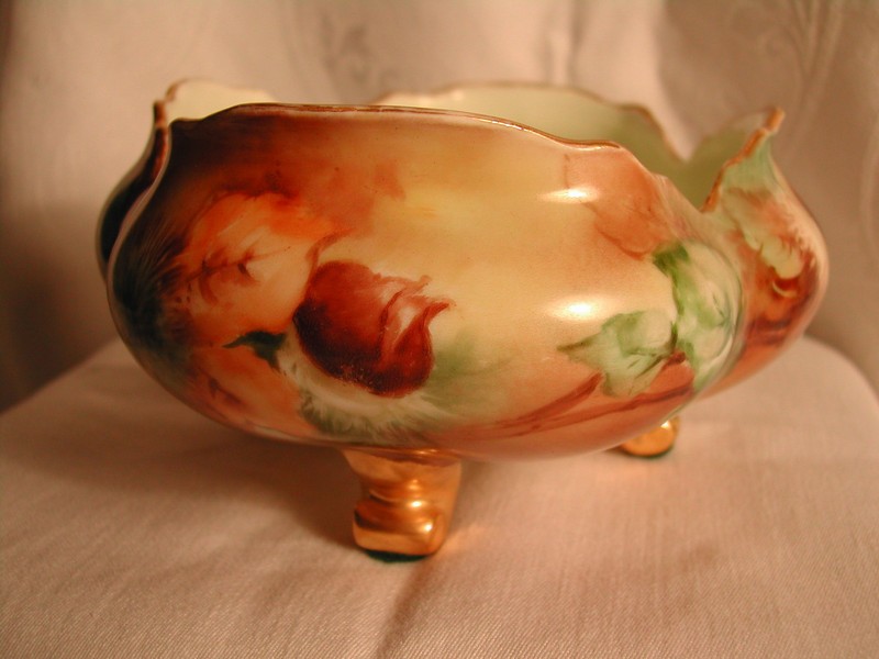 A Hand Painted J&C Footed Bowl Bavaria Germany c.1902