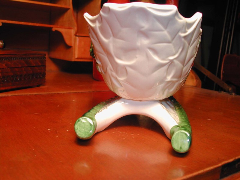 Lefton White Holly Berry Sleigh Dish Vintage