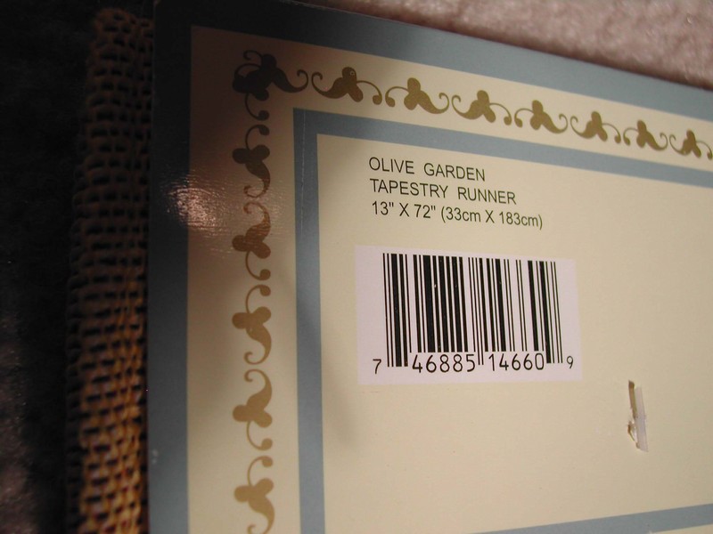 Olive Garden Tapestry Table Runner New