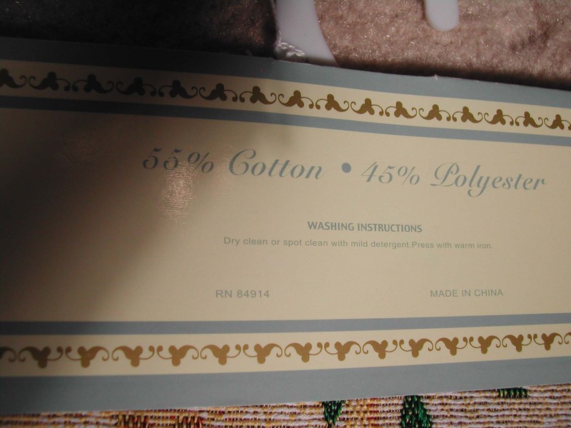 Olive Garden Tapestry Table Runner New