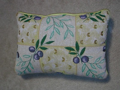 Olive Garden Tapestry Accent Pillow New