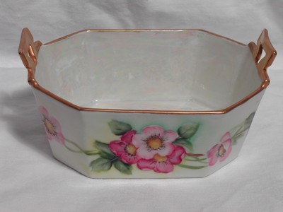 Lovely Hand Painted T&V Limoges, France Butter Tub