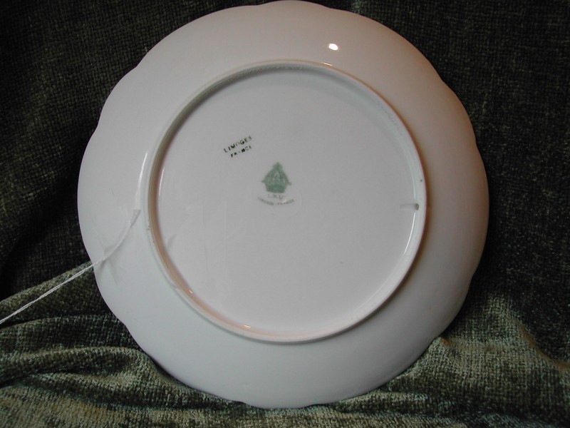 Limoges Fine China LRL Artist Signed Figural Plate "Drifting" ca