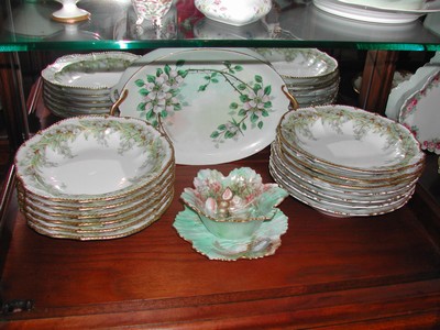 A Set of Limoges Soup Bowls Gold Beading Vintage