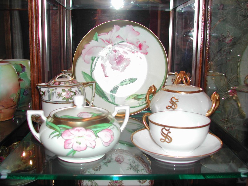A Limoges Tea Pot & Saucer Vintage
