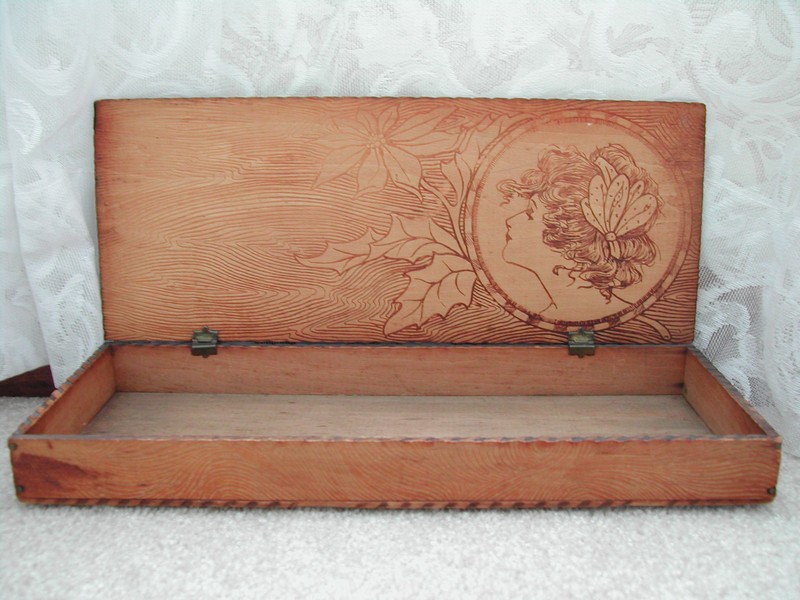 Flemish Art Nouveau Lady Pyrography Glove Box